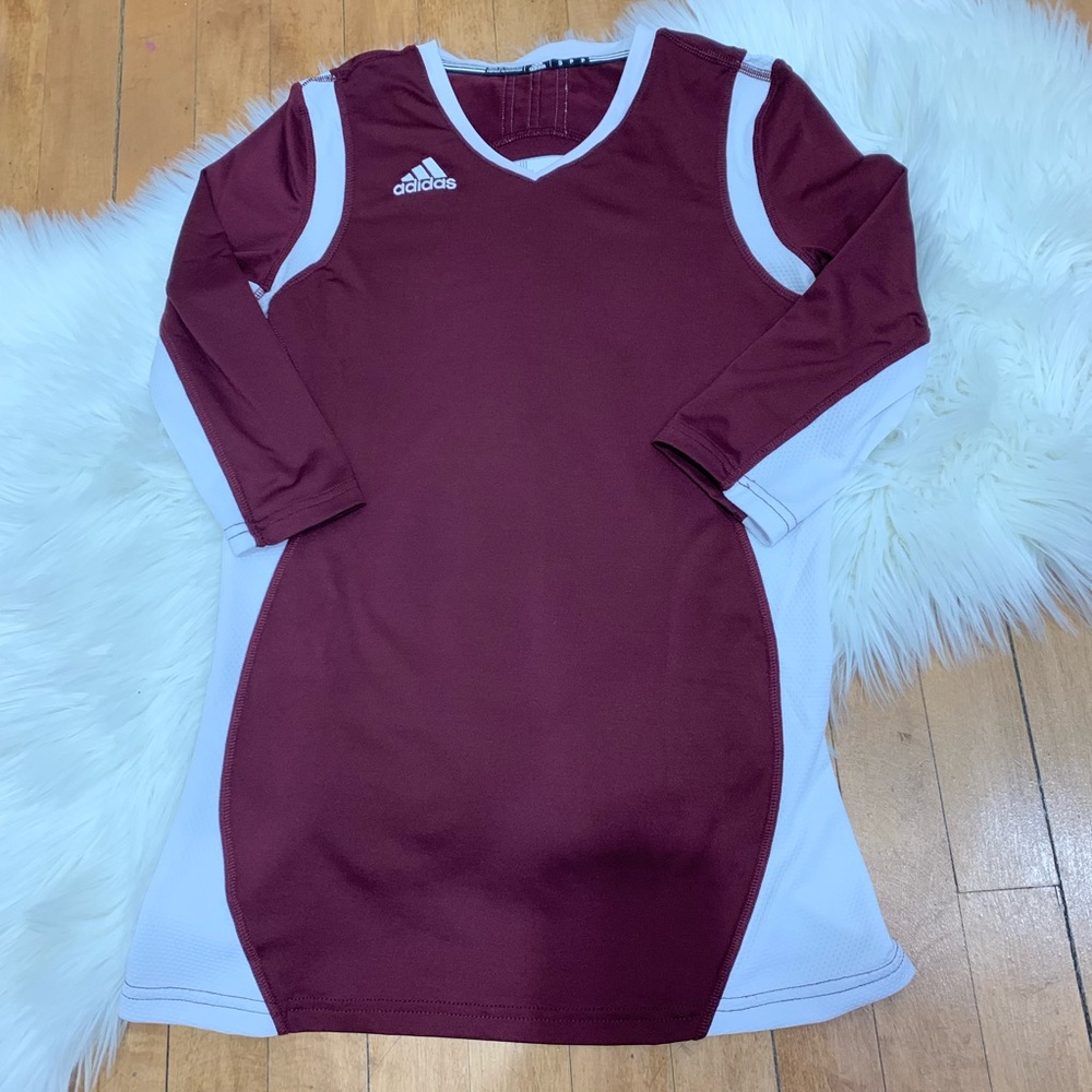 Adidas 3/4 Sleeve Shirt Exercise/ Sports Maroon S